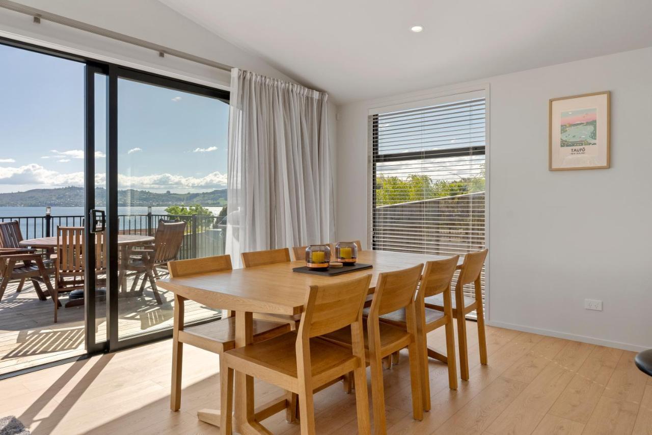 Lakeview Terrace - Taupo Holiday Home מראה חיצוני תמונה